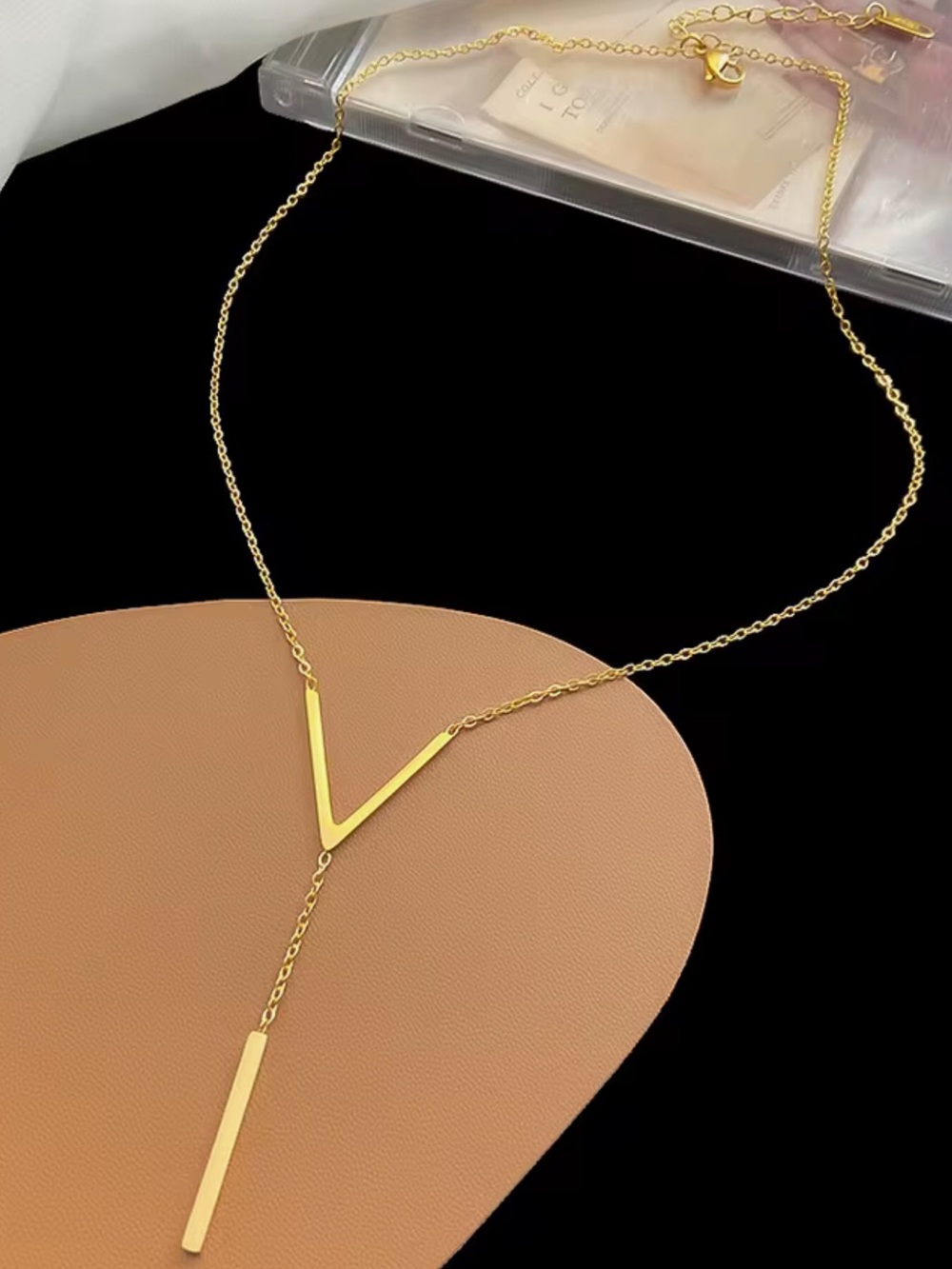 Gold V-Detail Y-Drop Necklace - Women Jewelry